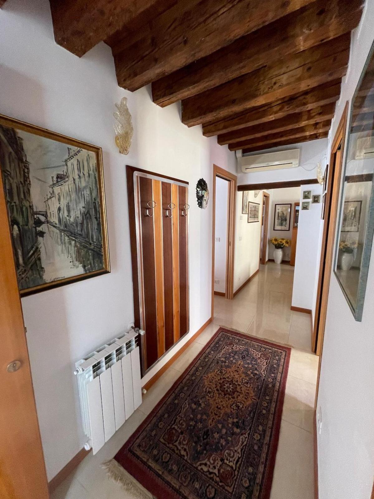 Apartment Ca D'oro - Centre